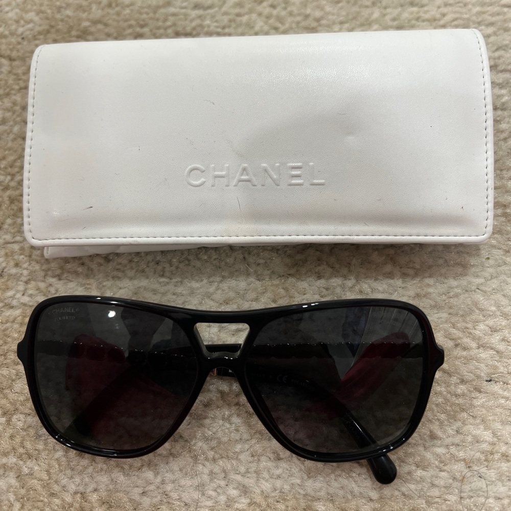 CHANEL sunglasses